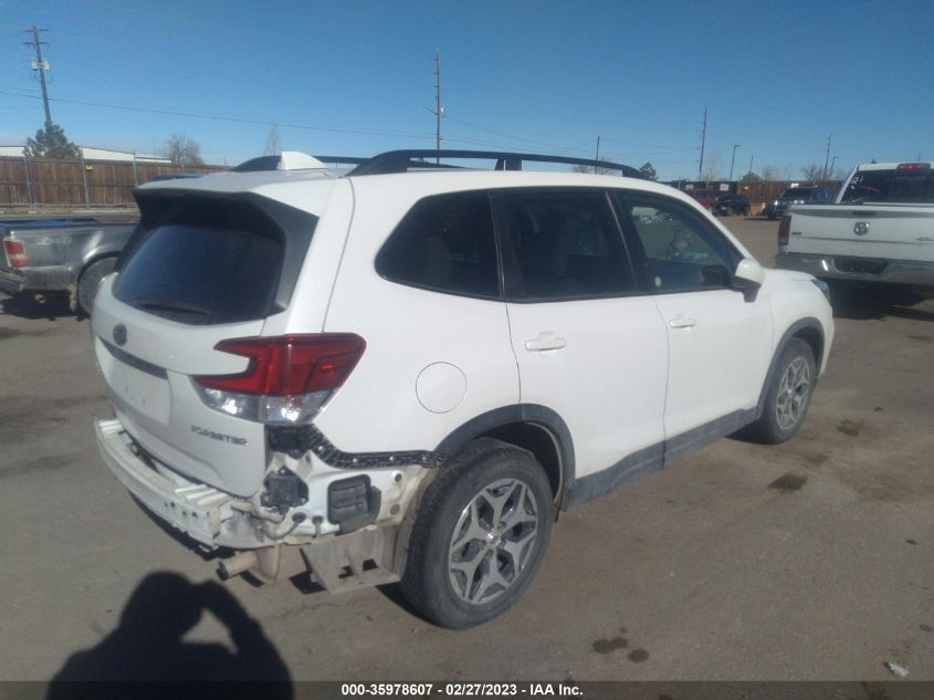 2021 SUBARU FORESTER PREMIUM - JF2SKAJC7MH458161