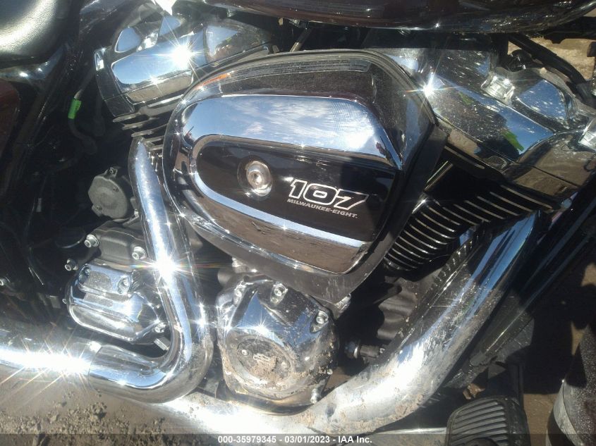 2022 HARLEY-DAVIDSON FLHR - 1HD1FBC17NB626786