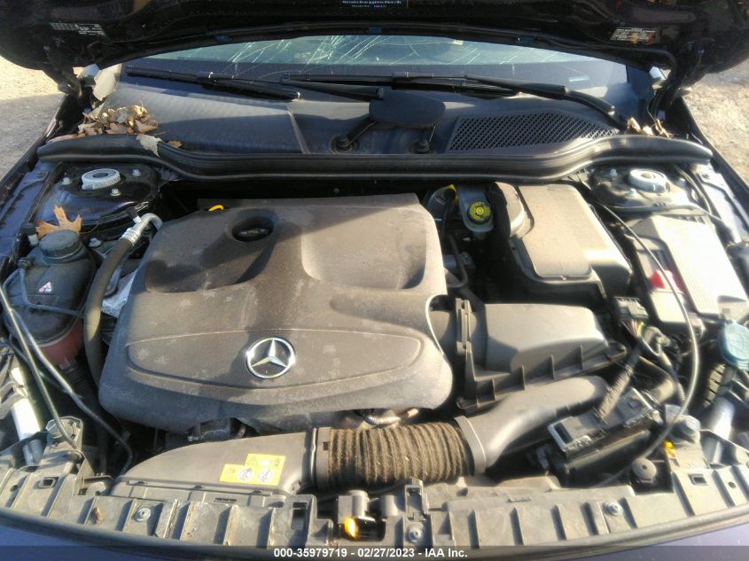 2016 MERCEDES-BENZ GLA - WDCTG4GB3GJ204149