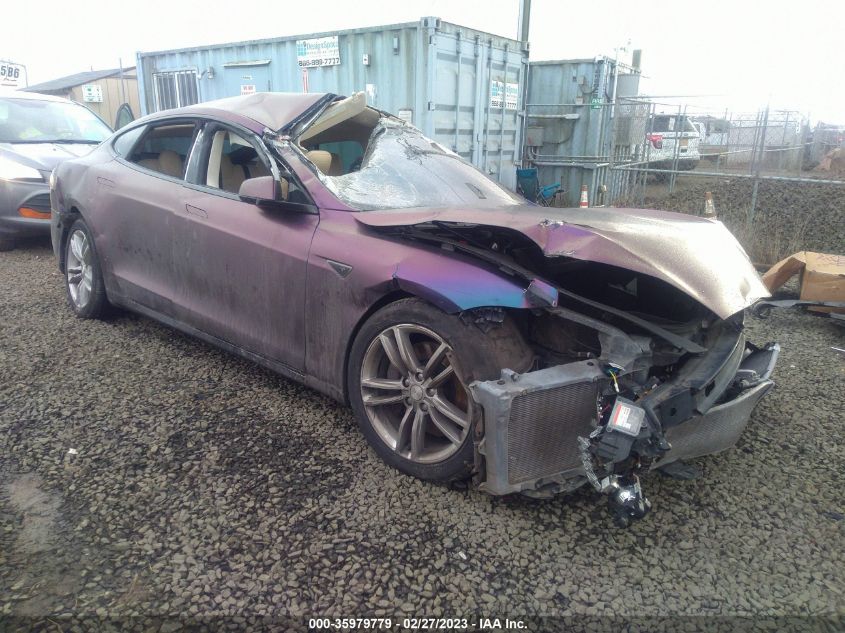 2014 TESLA MODEL S 60 KWH BATTERY/P85 - 5YJSA1H18EFP51171
