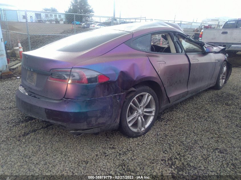 2014 TESLA MODEL S 60 KWH BATTERY/P85 - 5YJSA1H18EFP51171
