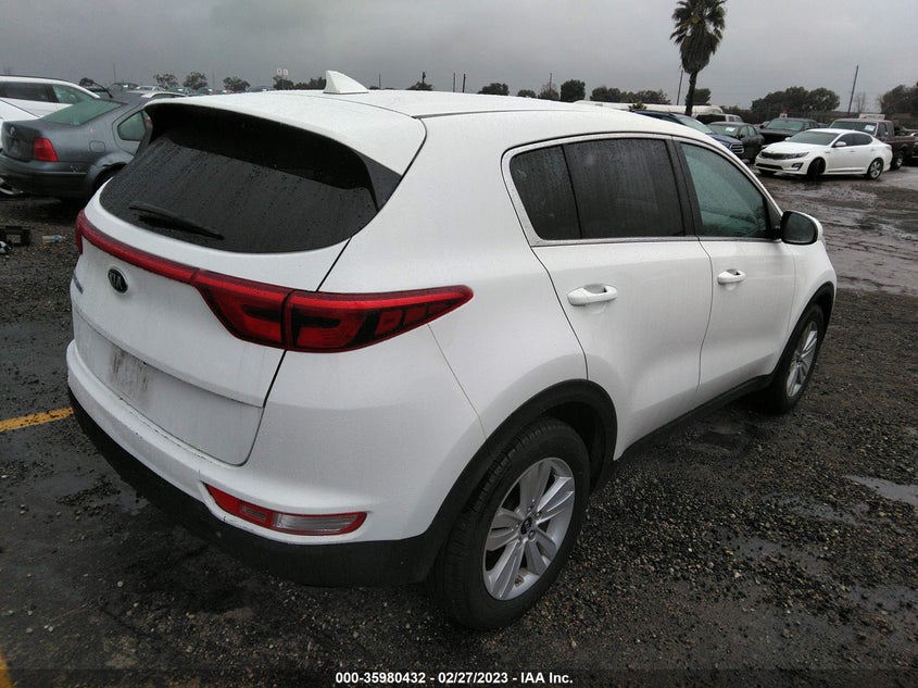 VIN KNDPM3AC0K7623254 2019 KIA SPORTAGE LX