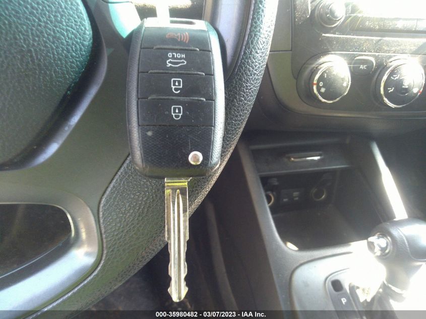 2016 KIA FORTE LX - KNAFK4A65G5618357
