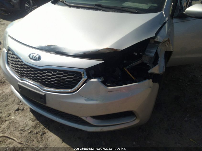 2016 KIA FORTE LX - KNAFK4A65G5618357