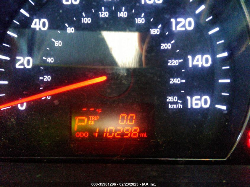 2014 KIA SORENTO LX - 5XYKTCA66EG476419