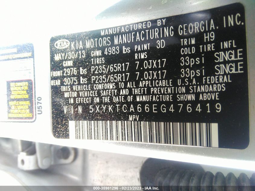 2014 KIA SORENTO LX - 5XYKTCA66EG476419