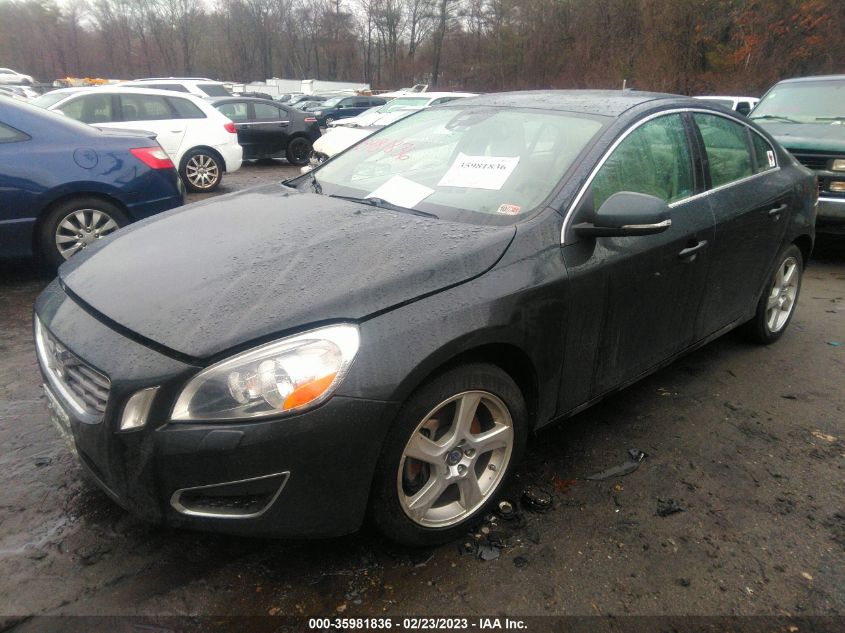 2013 VOLVO S60 T5 - YV1612FS4D1214110