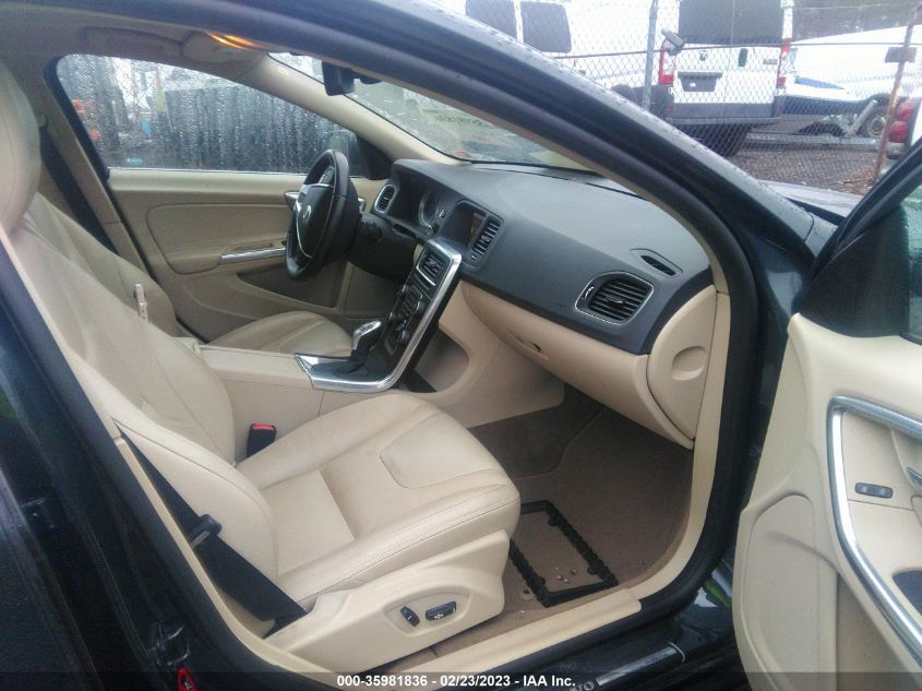 2013 VOLVO S60 T5 - YV1612FS4D1214110