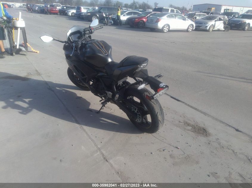 2023 KAWASAKI EX650 R - ML5EXER18PDA81744