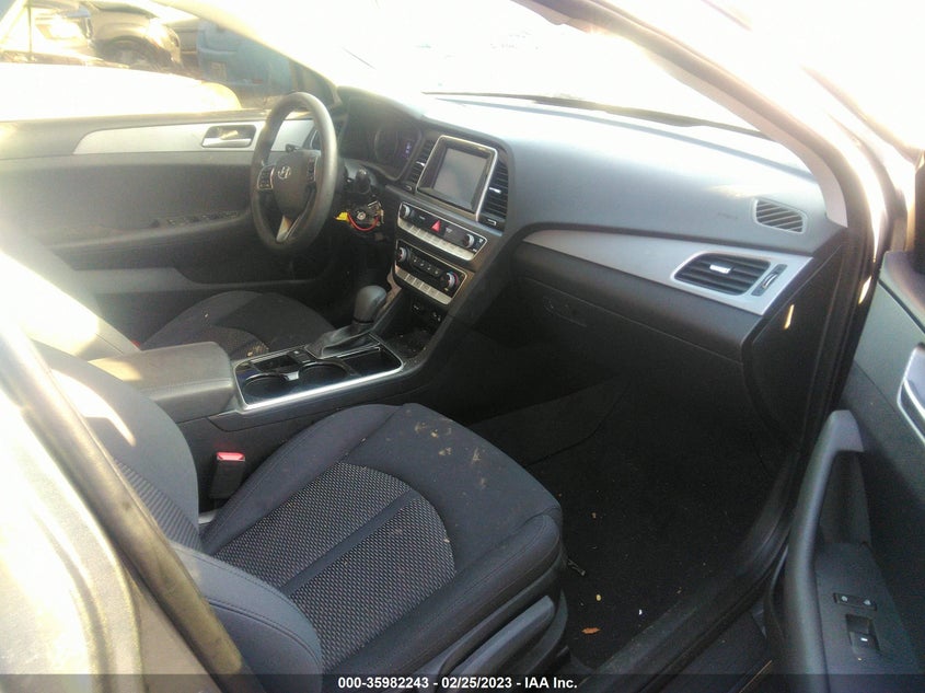 VIN 5NPE24AF1JH681834 2018 HYUNDAI SONATA SE