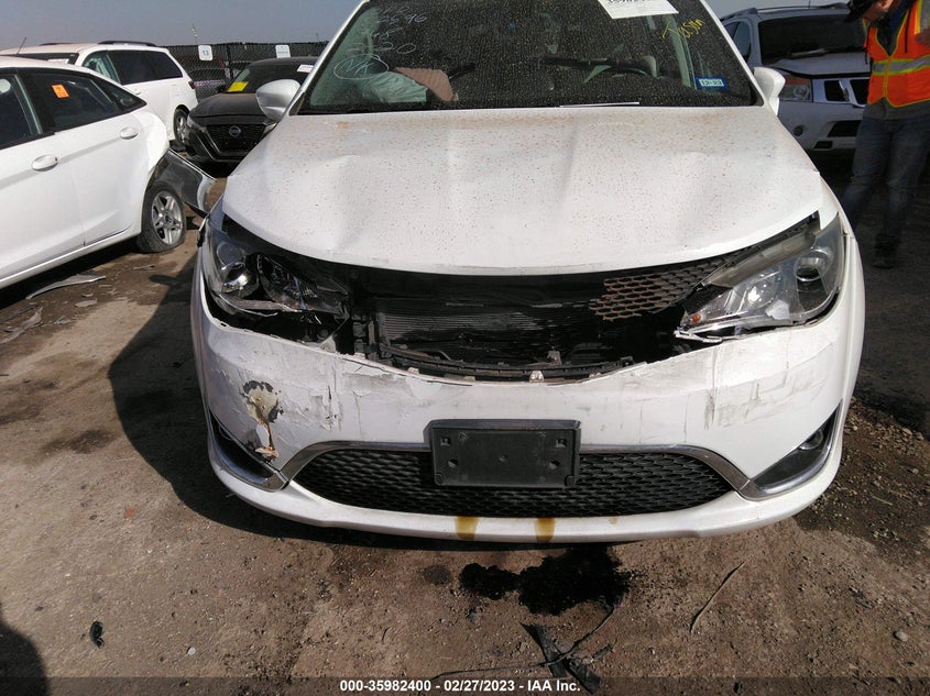 VIN 2C4RC1BG4HR729148 2017 CHRYSLER PACIFICA TOURING-L