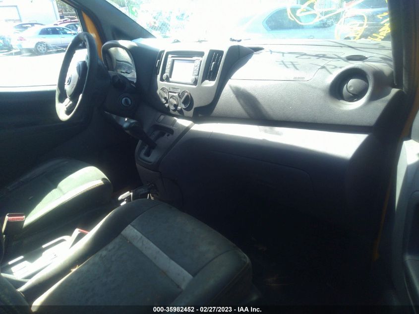 2014 NISSAN NV200 TAXI - 3N8CM0JT6EK690397