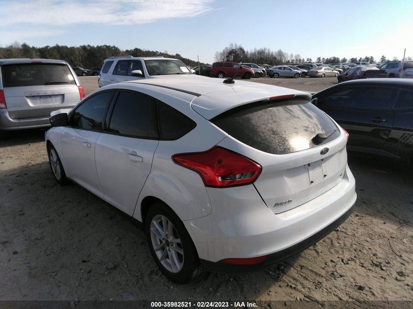 VIN 1FADP3K24HL322430 2017 FORD FOCUS SE