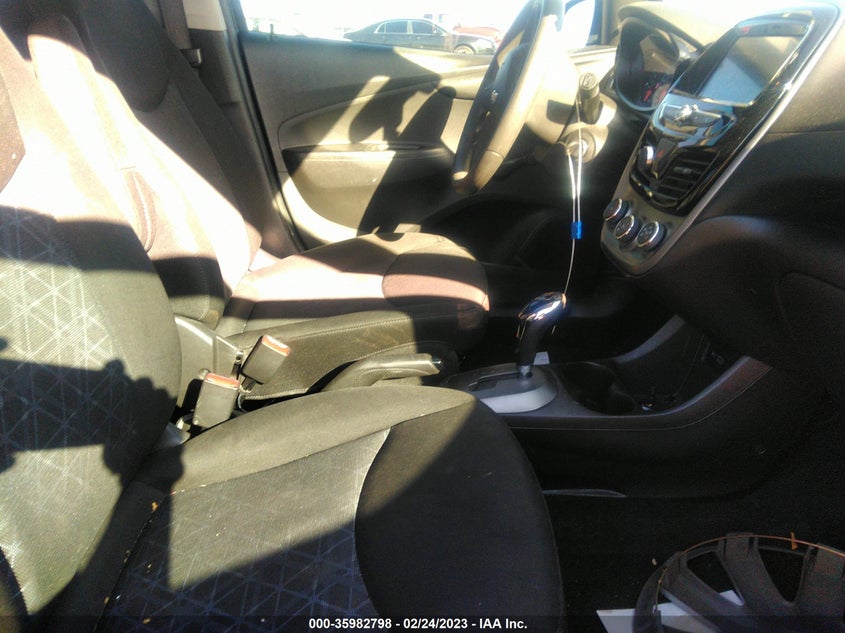 VIN KL8CB6SA8KC807988 2019 CHEVROLET SPARK LS