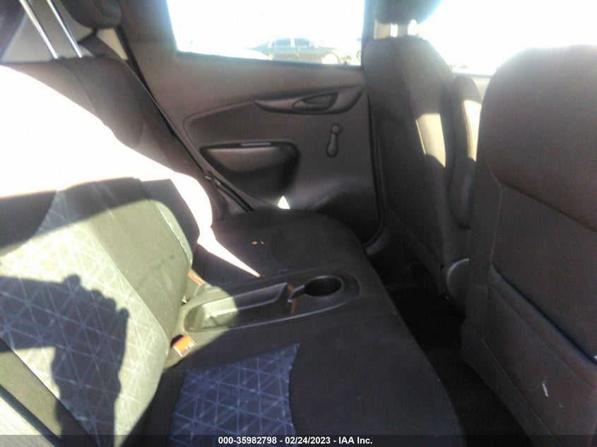 VIN KL8CB6SA8KC807988 2019 CHEVROLET SPARK LS