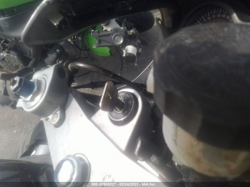 2003 YAMAHA YZF600 R - JYA5AHE093A036967