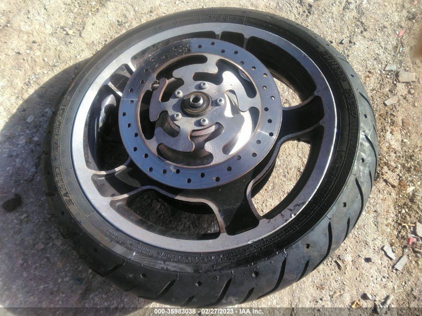 2011 HARLEY-DAVIDSON FLTRX 1HD1KH413BB623909