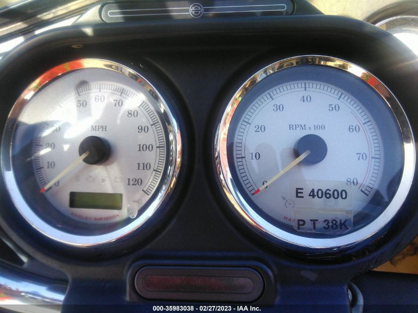 2011 HARLEY-DAVIDSON FLTRX 1HD1KH413BB623909