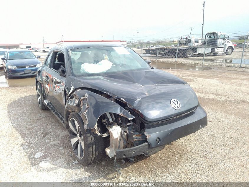 2013 VOLKSWAGEN BEETLE COUPE 2.0T TURBO - 3VWVA7AT7DM620915