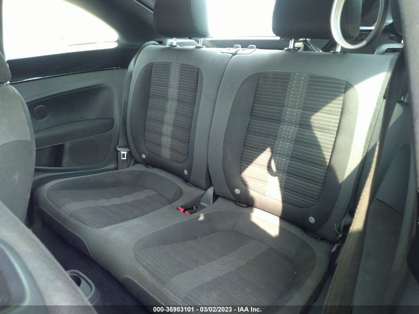 2013 VOLKSWAGEN BEETLE COUPE 2.0T TURBO - 3VWVA7AT7DM620915