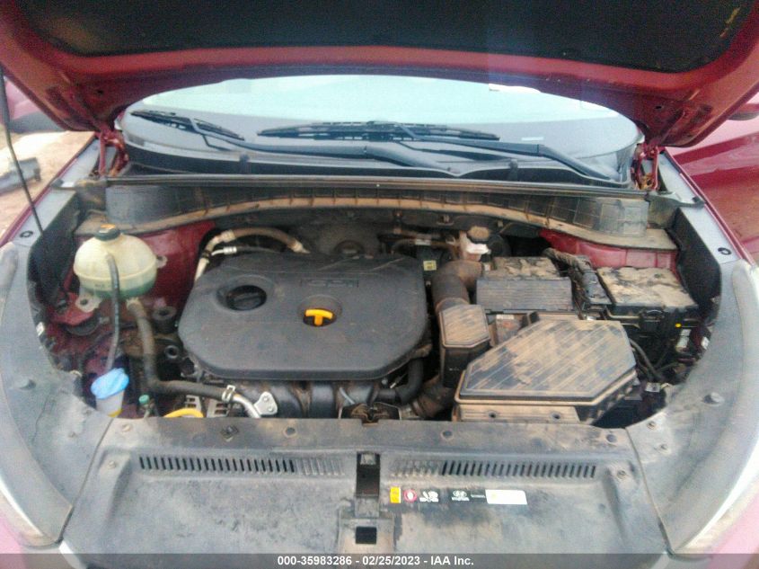2017 HYUNDAI TUCSON SE - KM8J33A46HU379021