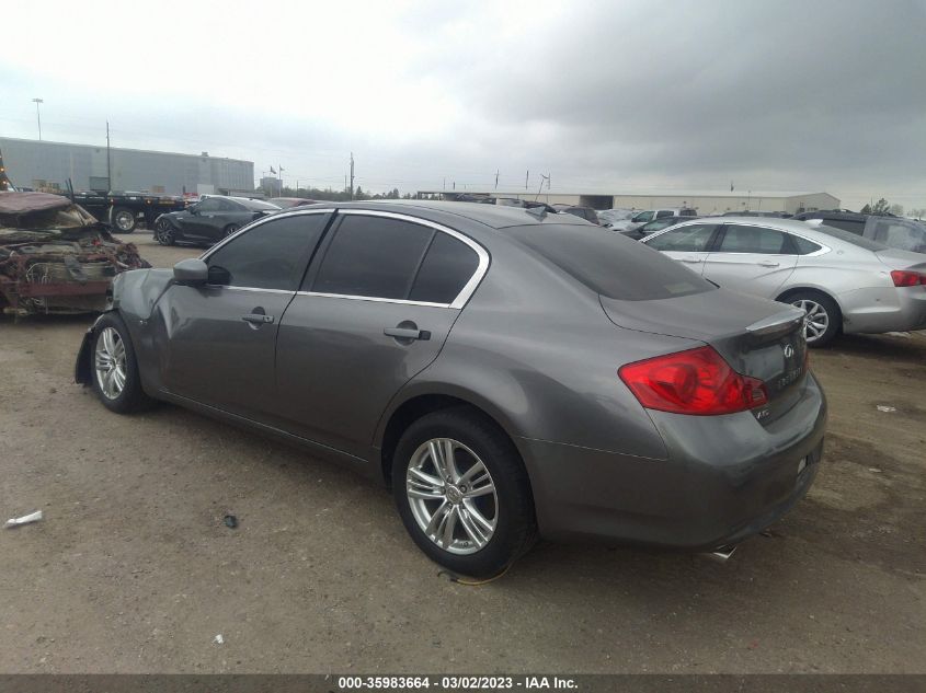 2015 INFINITI Q40 JN1CV6AR5FM650512