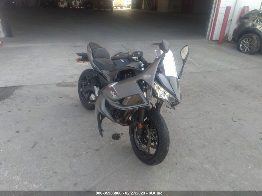 2022 KAWASAKI EX650 N - ML5EXEN14NDA50364