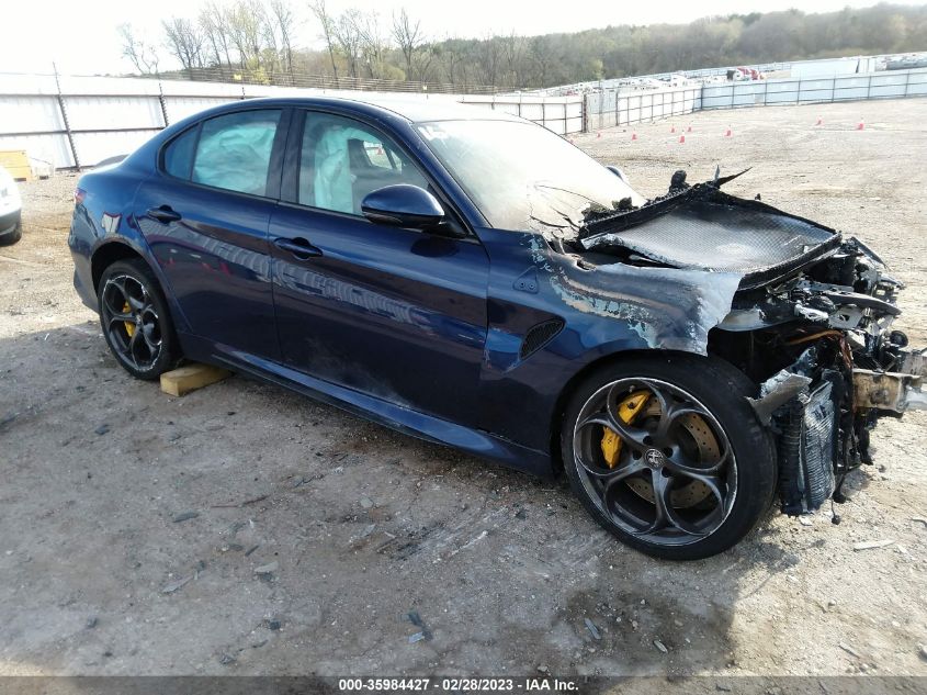 2018 ALFA ROMEO GIULIA QUADRIFOGLIO - ZARFAEAV2J7579828