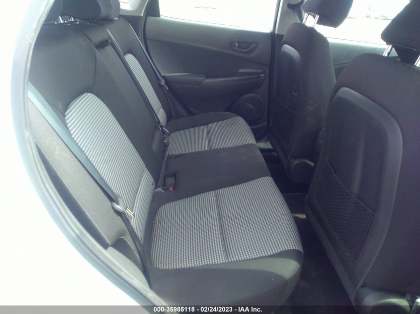 VIN KM8K12AAXMU642468 2021 HYUNDAI KONA SE