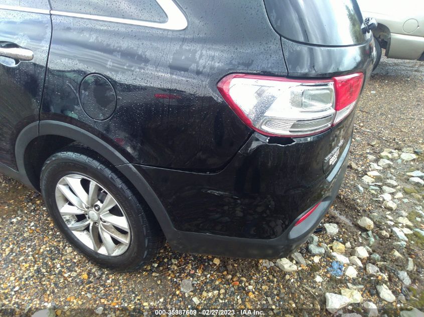 2016 KIA SORENTO LX - 5XYPG4A54GG003872