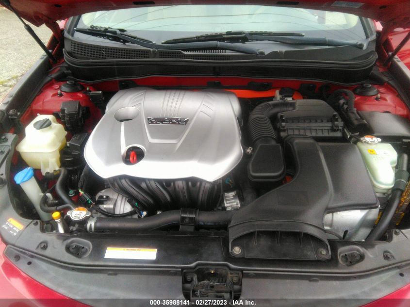 2015 HYUNDAI SONATA HYBRID - KMHEC4A44FA139777