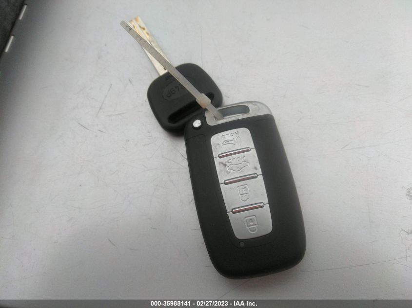 2015 HYUNDAI SONATA HYBRID - KMHEC4A44FA139777