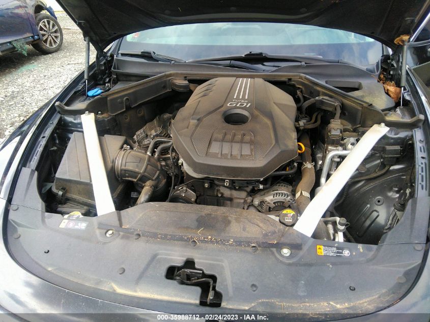 2018 KIA STINGER BASE KNAE15LAXJ6015203