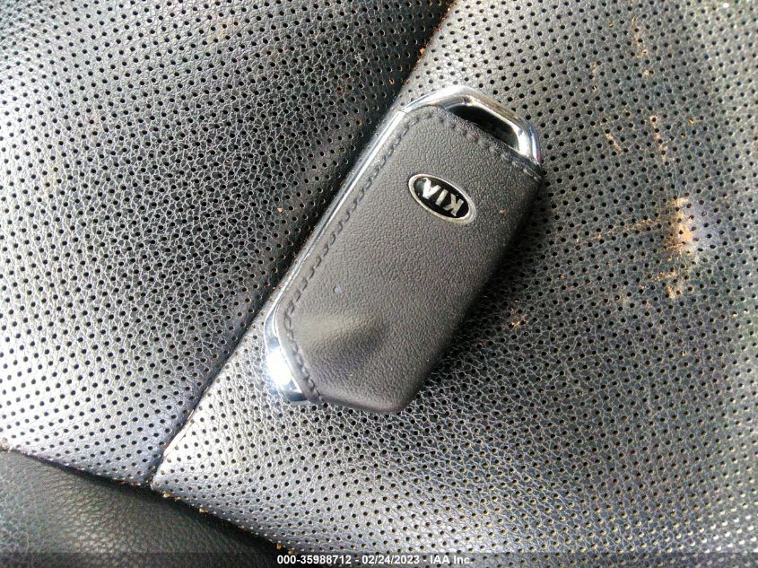 2018 KIA STINGER BASE KNAE15LAXJ6015203