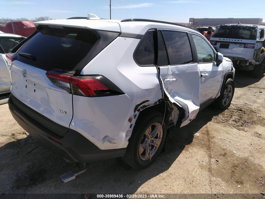 VIN 2T3W1RFV4NC174804 2022 TOYOTA RAV4 XLE