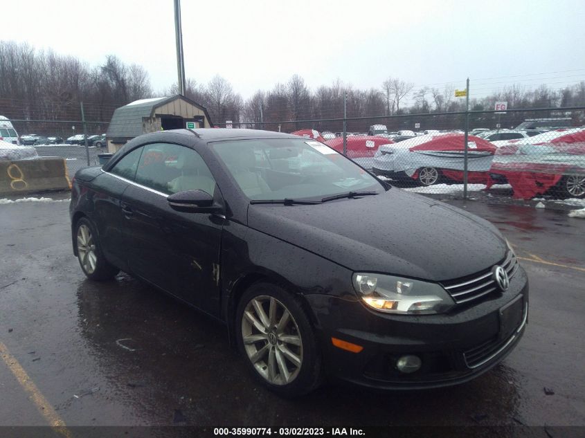 2015 VOLKSWAGEN EOS KOMFORT - WVWBW8AH3FV002833