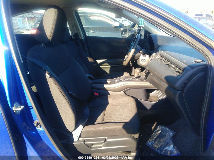 VIN 3CZRU5H36JM722475 2018 HONDA HR-V LX