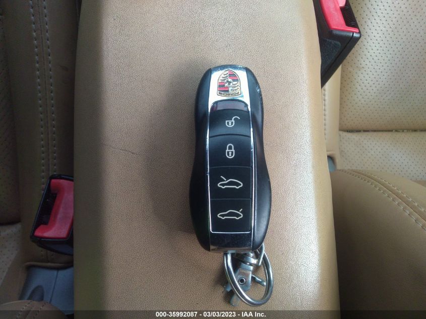 2014 PORSCHE CAYMAN S WP0AB2A83EK193593