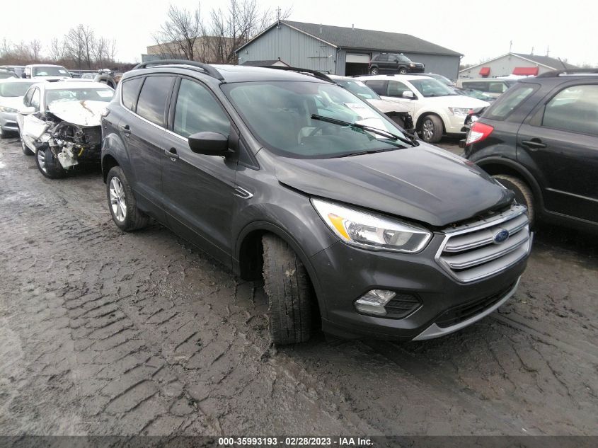1FMCU0GD7JUB09944 FORD ESCAPE SE 2018
