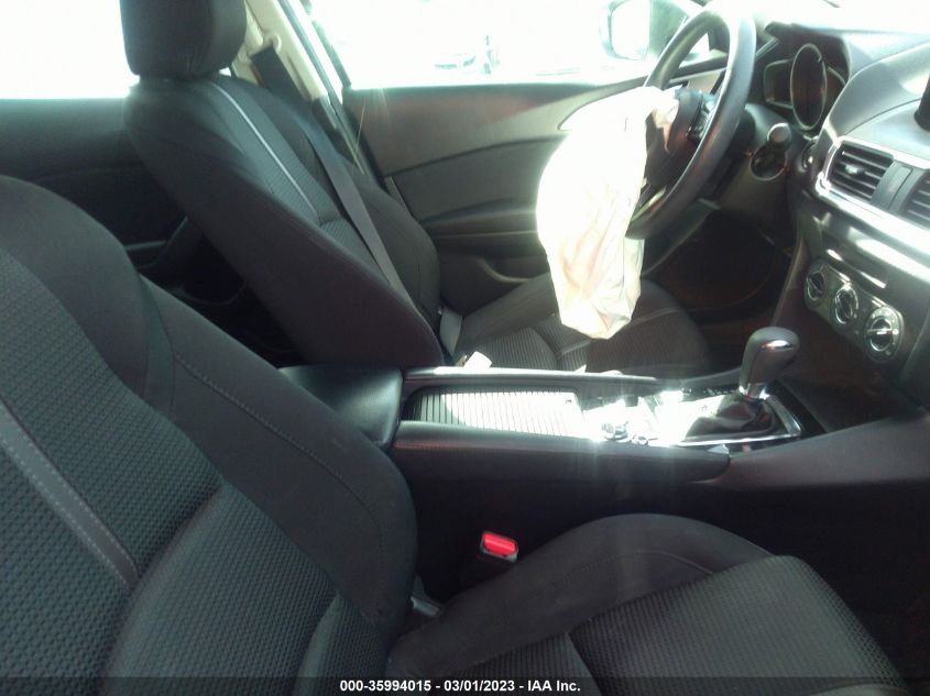 2018 MAZDA MAZDA3 4-DOOR SPORT 3MZBN1U70JM186402