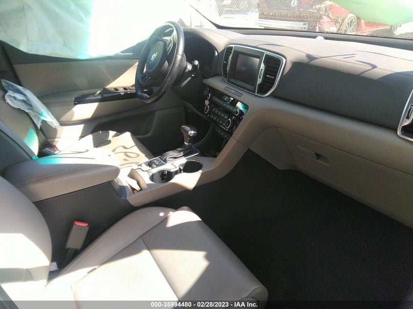 VIN KNDPN3AC1J7337649 2018 KIA SPORTAGE EX
