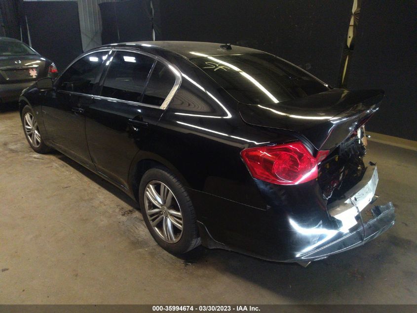 2015 INFINITI Q40 JN1CV6AR6FM524126