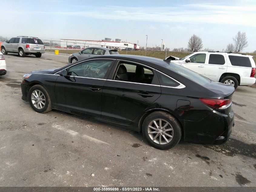 2019 HYUNDAI SONATA SE - 5NPE24AF3KH819259