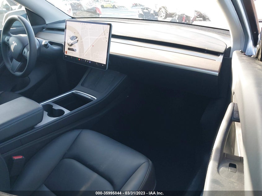 VIN 5YJYGDEE4MF271807 2021 TESLA MODEL Y LONG RANGE
