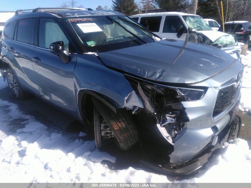 VIN 5TDFZRBH9MS085026 2021 TOYOTA HIGHLANDER PLATINUM