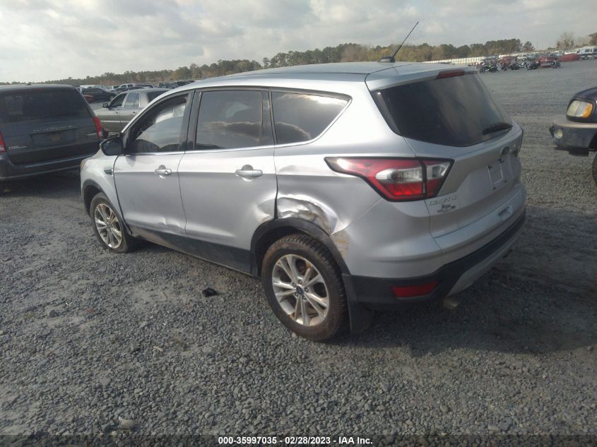 2017 FORD ESCAPE SE - 1FMCU9G98HUB71024