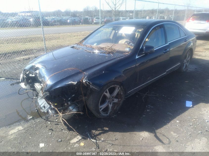 2013 MERCEDES-BENZ S-CLASS S 550 - WDDNG9EB9DA525449