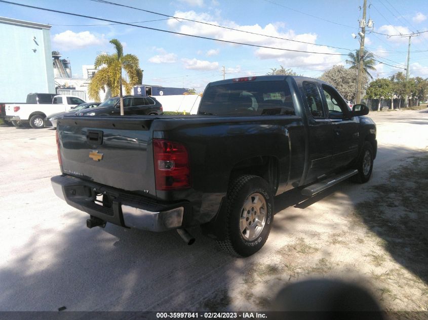 2013 CHEVROLET SILVERADO 1500 LT - 1GCRCSE03DZ243662