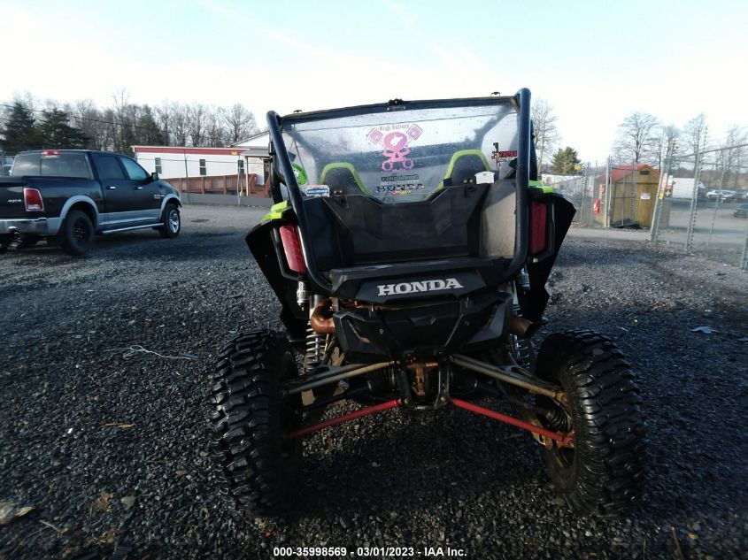 2019 HONDA SXS1000 S2R 1HFVE0542K4002238