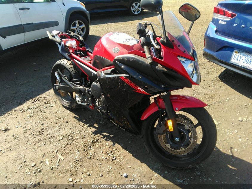 2015 YAMAHA FZ6 R - JYARJ18E9FA013872